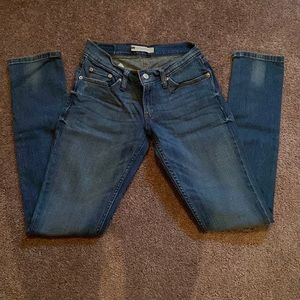 Levi’s 524 too super low jeans. Skinny Jean. Dark wash denim.